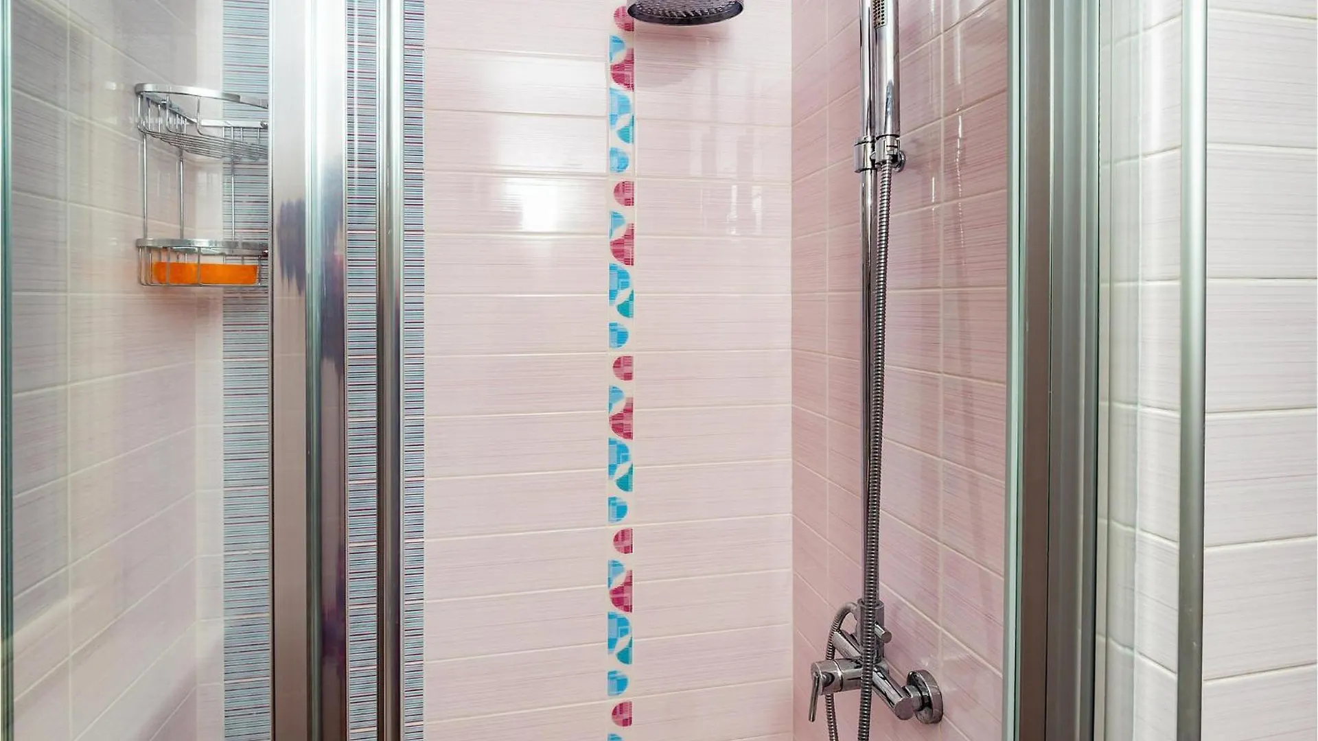 3 Bedroom Beautiful Apartment In Moscenicka Draga