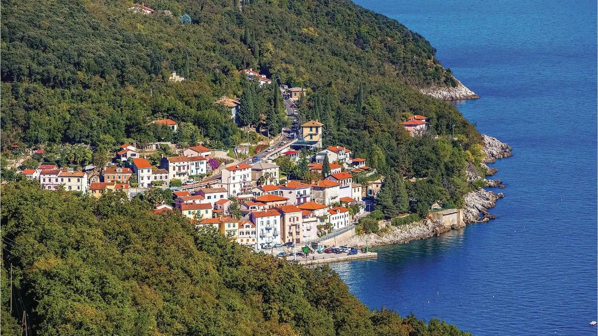 3 Bedroom Beautiful Apartment In Moscenicka Draga 0*,