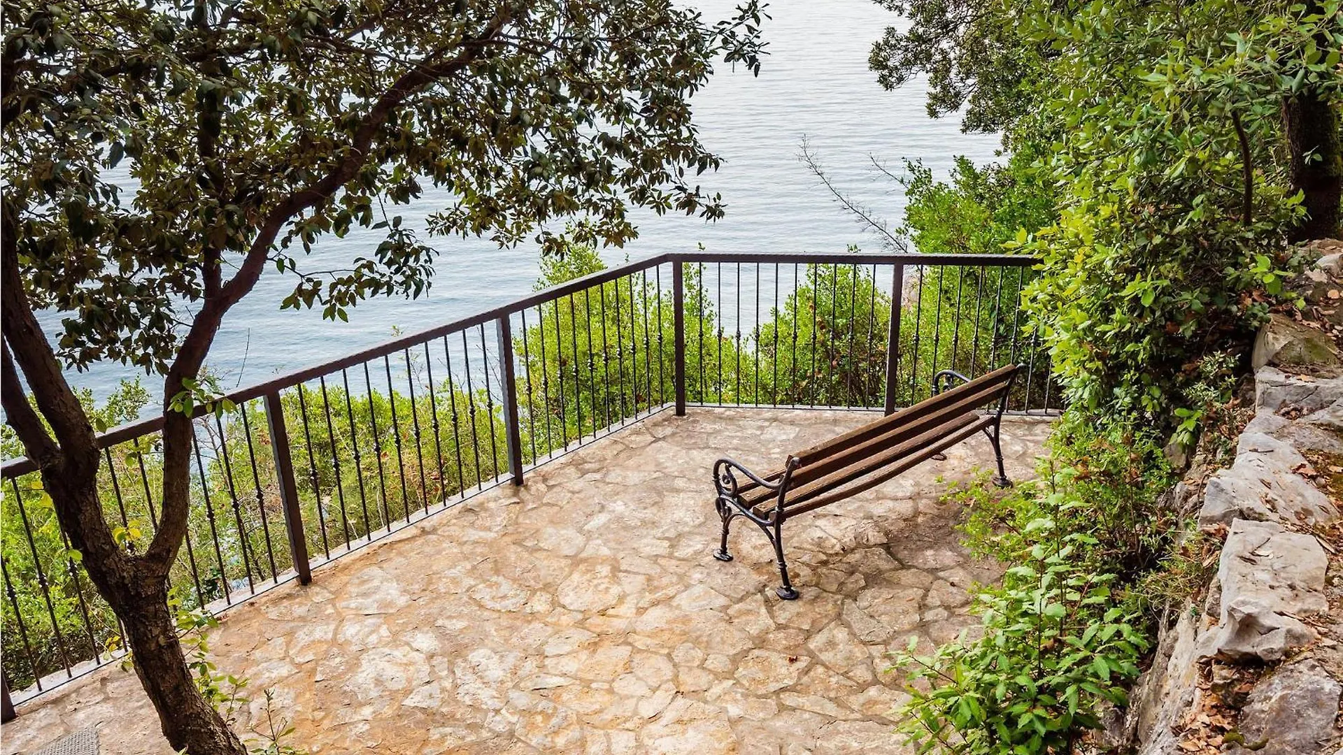 3 Bedroom Beautiful Apartment In Moscenicka Draga Croatia